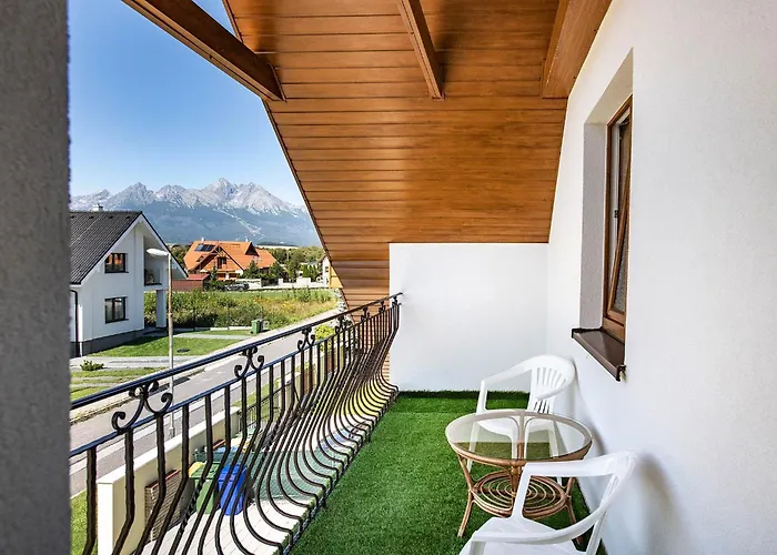 Javor * Vel'ka Lomnica